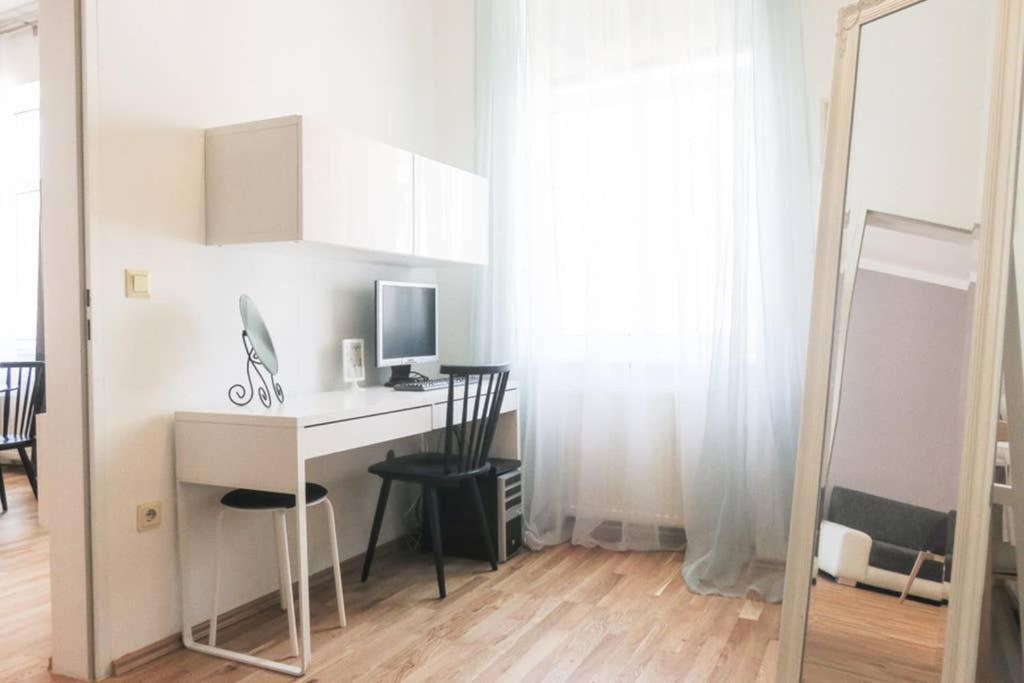 Schonbrunn Apartment Βιέννη Εξωτερικό φωτογραφία