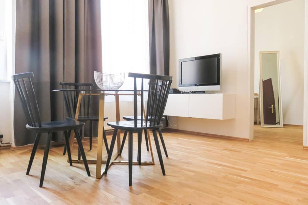 Schonbrunn Apartment Βιέννη Εξωτερικό φωτογραφία